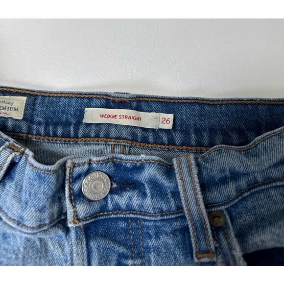 Levi's Wedgie Straight Distressed Jeans - Picture 6 of 9
